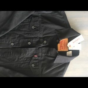 Levi’s black denim jacket